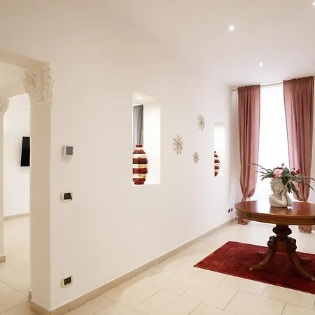 Internotre Luxury * Bari