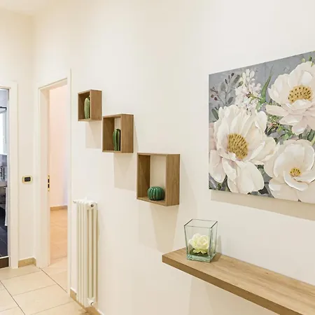 Internotre Luxury * Bari