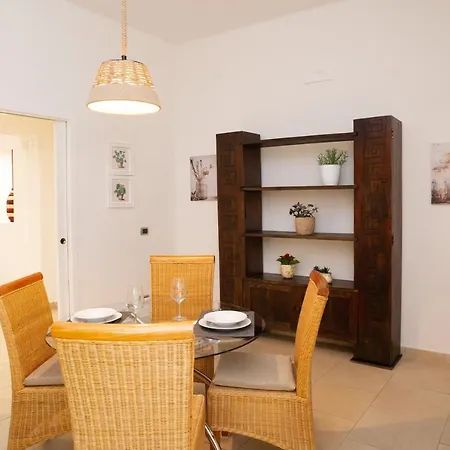 Lägenhet Internotre Luxury Bari
