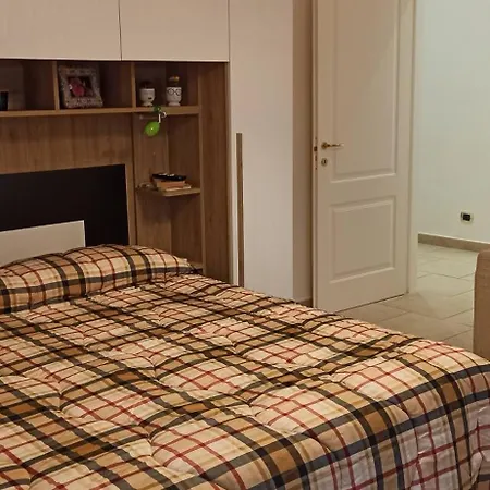 Internotre Luxury Lägenhet *
